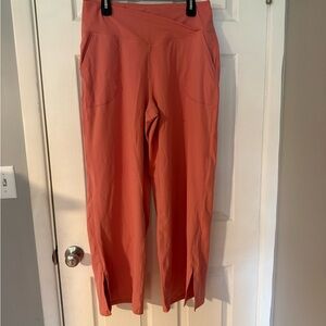 HALARA Coral Ankle Pants